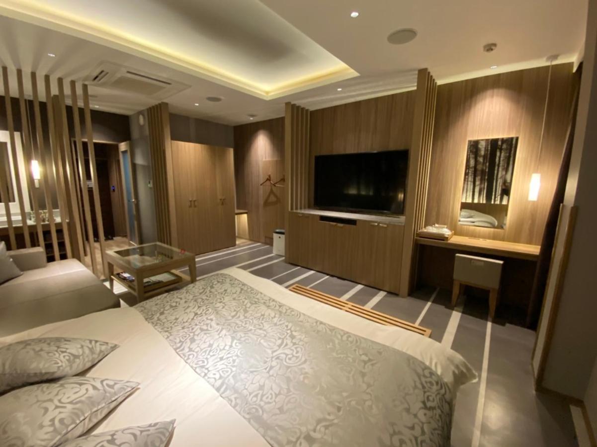 ホテル ポルト 男塾ホテルグループ (Adults Only) Хімедзі Екстер'єр фото
